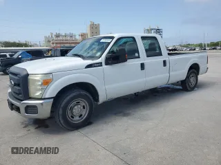 2013 Ford F-250 XL z VIN 1FT7W2A68DEA72830, wystawiony jako Copart lot #51101615 z przebiegiem 128 573 mil mil oraz Szkoda całkowita • Salvage title. Historia ofert i sprzedaży dostępna na DreamBid. Obrazek 1.