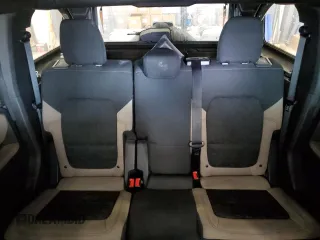 2022 Ford Bronco z VIN 1FMEE5DPXNLB55992, wystawiony jako Copart lot #62194195 z przebiegiem 70 264 mil mil oraz Szkoda całkowita • Salvage title. Historia ofert i sprzedaży dostępna na DreamBid. Obrazek 10.