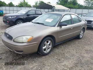 2005 Ford Taurus SE с VIN 1FAHP53285A177492, выставлен на аукционе IAAI как лот 42490543 с пробегом Не указан миль и . История ставок и продаж доступна на DreamBid. Изображение 2.