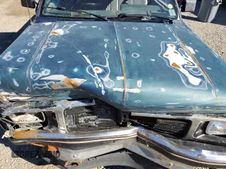 1992 GMC Sonoma with VIN 1GTCS14ZXN8512542, listed as a Copart auction lot 82427174 with 222,475 mi miles and Salvage Title. Bid and sale history available at carsss.com. Image 11.