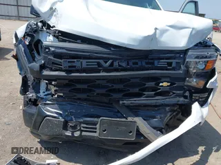 2024 Chevrolet Silverado 1500 with VIN 3GCPDAEK8RG154919, listed as a IAAI auction lot 40178946 with 2,911 mi miles and . Bid and sale history available at DreamBid. Image 6.