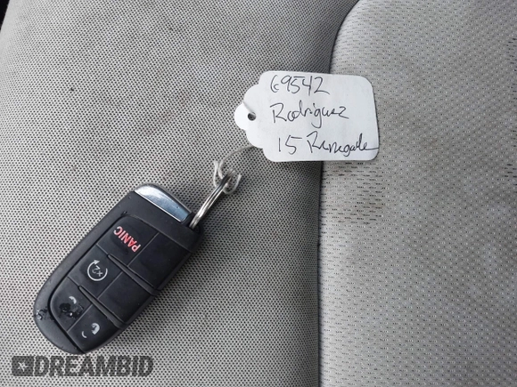 2015 Jeep Renegade Latitude z VIN ZACCJBBT2FPC28341, wystawiony jako IAAI lot #42286301 z przebiegiem 120 676 mil mil oraz . Historia ofert i sprzedaży dostępna na DreamBid. Obrazek 11.