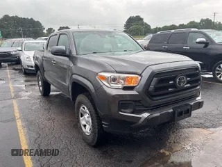 2021 Toyota Tacoma SR z VIN 5TFCZ5AN2MX279975, wystawiony jako IAAI lot #42477503 z przebiegiem 50 690 mil mil oraz . Historia ofert i sprzedaży dostępna na DreamBid. Obrazek 27.