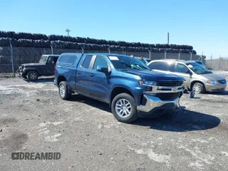 2020 Chevrolet Silverado 1500 LT with VIN 1GCRYDED6LZ286004, listed as a IAAI auction lot 41849313 with 96,204 mi miles. Bid and sale history available at carsss.com. Image 1.