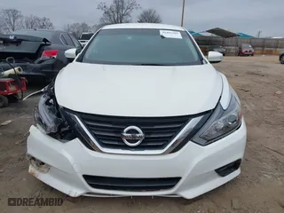 2018 Nissan Altima 2.5 SV with VIN 1N4AL3AP9JC150008, listed as a IAAI auction lot 41481389 with 104,796 mi miles. Bid and sale history available at carsss.com. Image 13.
