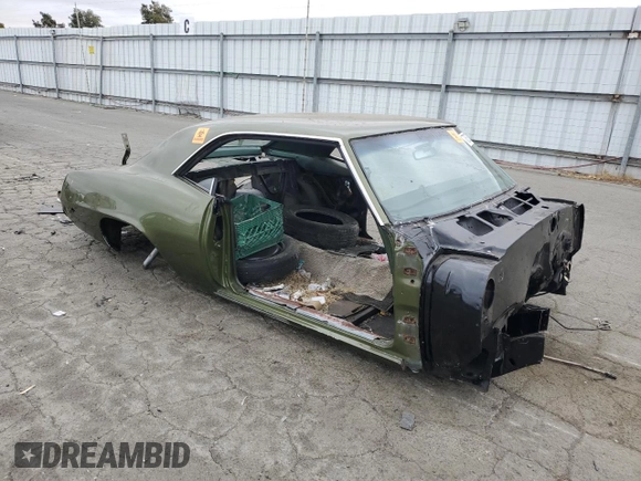 1969 Pontiac Firebird с VIN 223379L105693, выставлен на аукционе Copart как лот 70870904 с пробегом Не указан миль и На запчасти • Non repairable. История ставок и продаж доступна на DreamBid. Изображение 4.