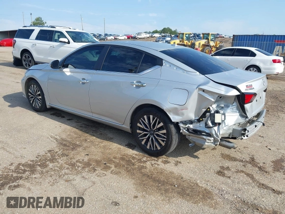 2024 Nissan Altima SV с VIN 1N4BL4DV5RN410084, выставлен на аукционе IAAI как лот 42212043 с пробегом 26 119 миль миль и . История ставок и продаж доступна на DreamBid. Изображение 3.