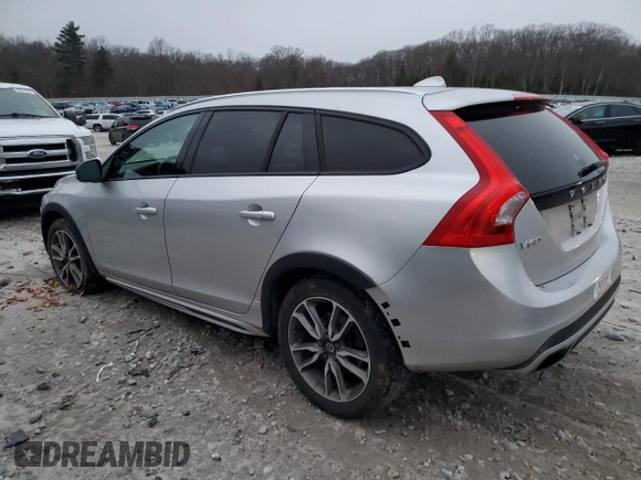 2018 Volvo V60 z VIN YV440MWK4J2056026, wystawiony jako Copart lot #83186344 z przebiegiem 45 495 mil mil oraz Szkoda całkowita • Salvage title. Historia ofert i sprzedaży dostępna na DreamBid. Obrazek 2.