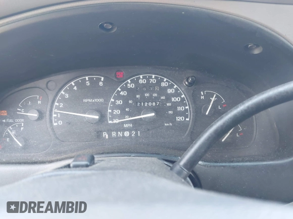 2001 Ford Explorer XLT z VIN 1FMZU73E31ZA54199, wystawiony jako IAAI lot #41436931 z przebiegiem 212 087 mil mil oraz . Historia ofert i sprzedaży dostępna na DreamBid. Obrazek 7.