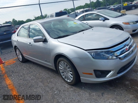 2011 Ford Fusion Hybrid z VIN 3FADP0L34BR208880, wystawiony jako IAAI lot #42432914 z przebiegiem 75 621 mil mil oraz . Historia ofert i sprzedaży dostępna na DreamBid. Obrazek 1.