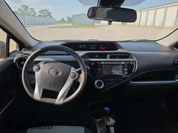 2017 Toyota Prius One z VIN JTDKDTB39H1595443, wystawiony jako Copart lot #59630785 z przebiegiem 95 719 mil mil oraz Czysty tytuł • Clean title. Historia ofert i sprzedaży dostępna na DreamBid. Obrazek 9.