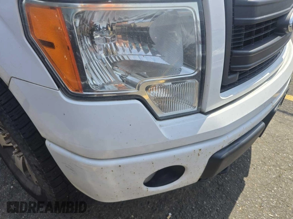 2013 Ford F-150 XL z VIN 1FTFX1EF5DFB22784, wystawiony jako IAAI lot #42651808 z przebiegiem 204 172 mil mil oraz . Historia ofert i sprzedaży dostępna na DreamBid. Obrazek 17.