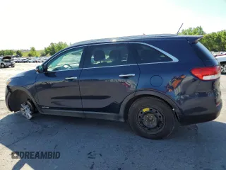 2017 Kia Sorento LX with VIN 5XYPGDA5XHG334764, listed as a Copart auction lot 62677035 with 60,488 mi miles and Salvage title. Bid and sale history available at DreamBid. Image 2.