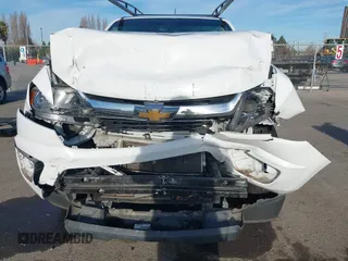 2018 Chevrolet Colorado 2WD Work Truck with VIN 1GCHSBEN4J1123342, listed as a IAAI auction lot 41220994 with 88,723 mi miles. Bid and sale history available at carsss.com. Image 6.
