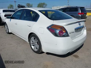2010 Nissan Altima 3.5 SR with VIN 1N4BL2AP0AN501388, listed as a IAAI auction lot 42040501 with 161,185 mi miles. Bid and sale history available at carsss.com. Image 3.