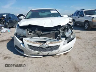2014 Chevrolet Cruze 1LT with VIN 1G1PC5SB6E7161106, listed as a IAAI auction lot 41655726 with 118,161 mi miles and . Bid and sale history available at DreamBid. Image 13.