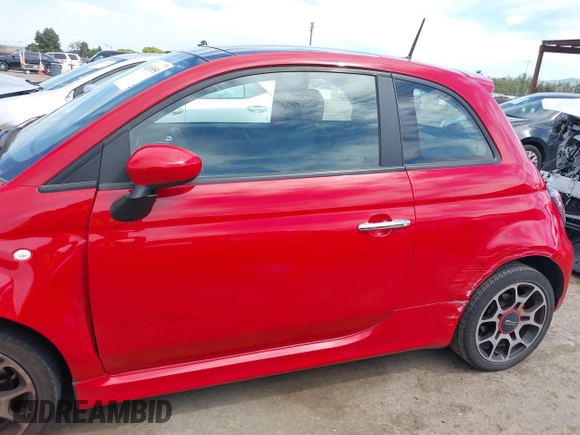 2015 FIAT 500 Turbo with VIN 3C3CFFHH9FT640667, listed as a IAAI auction lot 42015050 with 29,234 mi miles. Bid and sale history available at carsss.com. Image 15.