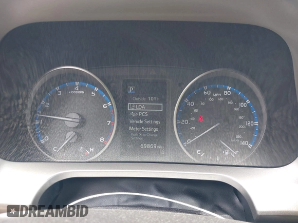 2018 Toyota RAV4 LE с VIN 2T3BFREV9JW850710, выставлен на аукционе IAAI как лот 42261615 с пробегом 69 869 миль миль и . История ставок и продаж доступна на DreamBid. Изображение 16.
