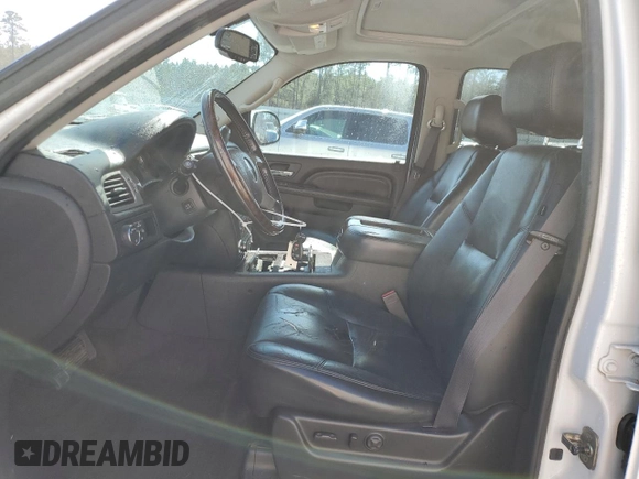 2011 GMC Yukon Denali with VIN 1GKS2EEF1BR121720, listed as a Copart auction lot 47296805 with 291,412 mi miles and Salvage Title. Bid and sale history available at carsss.com. Image 7.