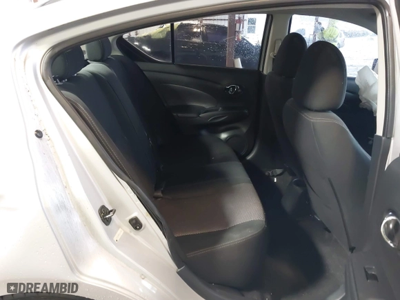 2019 Nissan Versa Sedan SV with VIN 3N1CN7AP3KL880199, listed as a IAAI auction lot 41571655 with 84,561 mi miles. Bid and sale history available at carsss.com. Image 8.