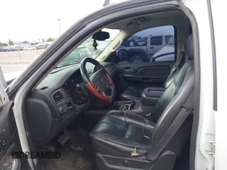 2007 GMC Yukon Denali z VIN 1GKFK63837J307843, wystawiony jako IAAI lot #42318993 z przebiegiem 190 750 mil mil oraz . Historia ofert i sprzedaży dostępna na DreamBid. Obrazek 5.