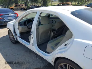 2008 Toyota Camry LE z VIN 4T1BK46K38U573607, wystawiony jako IAAI lot #41987661 z przebiegiem 175 444 mil mil oraz . Historia ofert i sprzedaży dostępna na DreamBid. Obrazek 13.