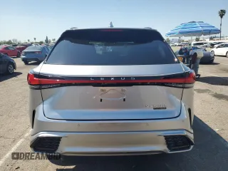 2023 Lexus RX 500h F Sport Performance с VIN 2T2BCMEAXPC010507, выставлен на аукционе Copart как лот 50205425 с пробегом 10 075 миль миль и Списание • Salvage title. История ставок и продаж доступна на DreamBid. Изображение 6.