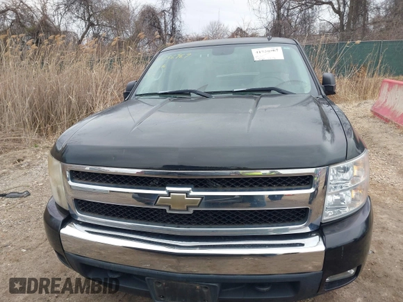 2007 Chevrolet Silverado 1500 1LT with VIN 2GCEK19J271577984, listed as a IAAI auction lot 41736967 with 224,716 mi miles and . Bid and sale history available at DreamBid. Image 12.