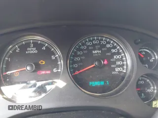 2013 Chevrolet Suburban LS z VIN 1GNWKLEGXDR305591, wystawiony jako IAAI lot #41785334 z przebiegiem 203 613 mil mil oraz . Historia ofert i sprzedaży dostępna na DreamBid. Obrazek 7.