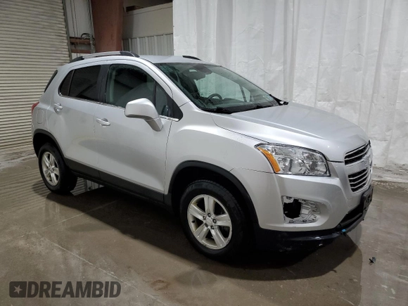 2015 Chevrolet Trax LT with VIN 3GNCJRSB3FL176881, listed as a Copart auction lot 49375095 with 59,060 mi miles and Salvage Title. Bid and sale history available at carsss.com. Image 4.