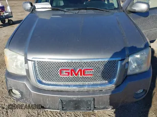 2007 GMC Envoy Denali with VIN 1GKET63M172197682, listed as a IAAI auction lot 41470041 with 192,581 mi miles. Bid and sale history available at carsss.com. Image 6.
