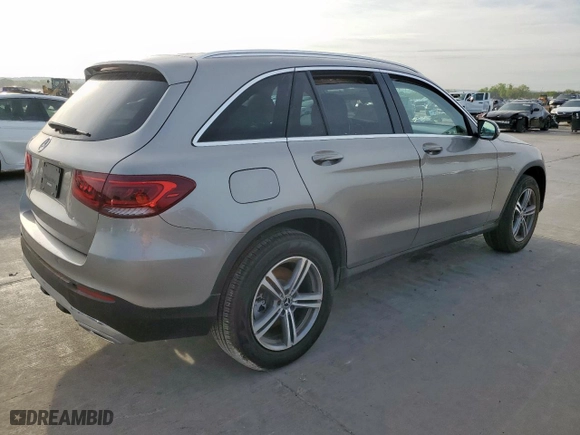 2020 Mercedes-Benz GLC with VIN W1N0G8DB7LV255668, listed as a Copart auction lot 50875585 with 47,805 mi miles and Clean Title. Bid and sale history available at carsss.com. Image 3.