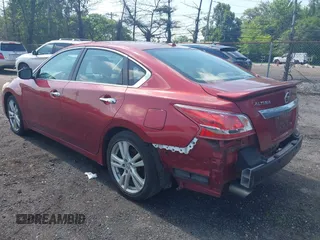 2013 Nissan Altima SV with VIN 1N4BL3AP3DN455534, listed as a IAAI auction lot 42517316 with 130,751 mi miles and . Bid and sale history available at DreamBid. Image 3.