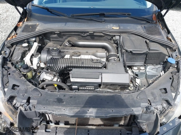 2013 Volvo S60 T5 with VIN YV1612FH5D2221369, listed as a IAAI auction lot 42019723 with 96,002 mi miles. Bid and sale history available at carsss.com. Image 10.