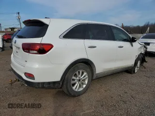 2019 Kia Sorento LX V6 with VIN 5XYPGDA5XKG506332, listed as a Copart auction lot 50985635 with 81,238 mi miles and Salvage Title. Bid and sale history available at carsss.com. Image 3.
