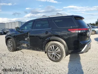 2022 Nissan Pathfinder Platinum with VIN 5N1DR3DGXNC272556, listed as a Copart auction lot 47342445 with 28,329 mi miles and Salvage Title. Bid and sale history available at carsss.com. Image 2.