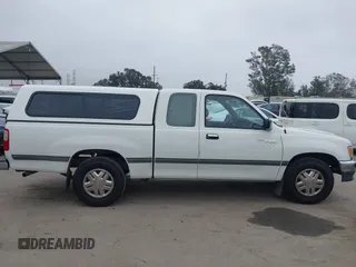 1995 Toyota T100 DX with VIN JT4VD12E1S0006336, listed as a IAAI auction lot 42153039 with 197,002 mi miles and . Bid and sale history available at DreamBid. Image 14.