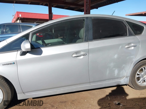 2011 Toyota Prius I with VIN JTDKN3DU8B0251960, listed as a IAAI auction lot 41413533 with 132,094 mi miles and . Bid and sale history available at DreamBid. Image 14.