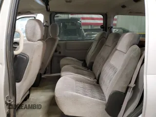 2004 Chevrolet Venture LS z VIN 1GNDX03E94D188172, wystawiony jako Copart lot #49415665 z przebiegiem 190 876 mil mil oraz Tytuł czysty. Historia ofert i sprzedaży dostępna na DreamBid. Obrazek 12.
