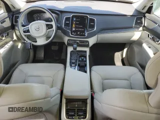 2020 Volvo XC90 Momentum z VIN YV4A22PK3L1605319, wystawiony jako Copart lot #55432605 z przebiegiem 61 338 mil mil oraz Szkoda całkowita • Salvage title. Historia ofert i sprzedaży dostępna na DreamBid. Obrazek 8.