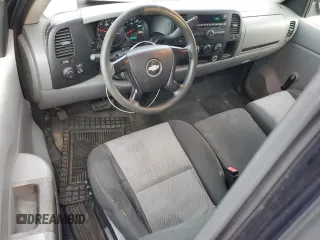 2009 Chevrolet Silverado 1500 Work Truck with VIN 1GCEC14X79Z170147, listed as a Copart auction lot 86993404 with 279,741 mi miles and Clean Title. Bid and sale history available at DreamBid. Image 8.