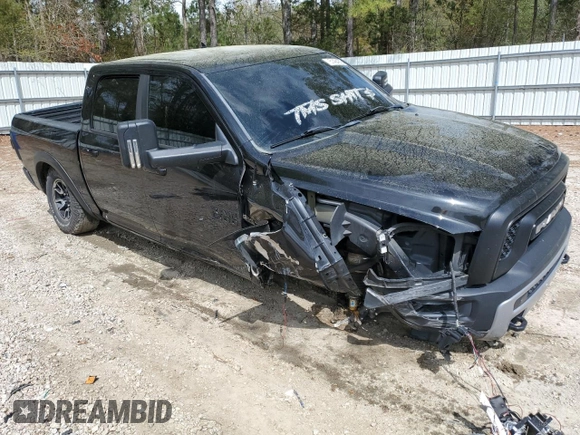 2015 Ram 1500 Rebel z VIN 1C6RR7YT3FS780133, wystawiony jako Copart lot #51484275 z przebiegiem 127 543 mil mil oraz Szkoda całkowita • Salvage title. Historia ofert i sprzedaży dostępna na DreamBid. Obrazek 4.