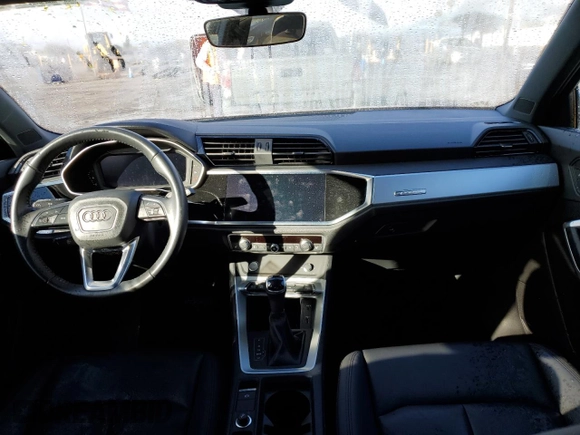 2020 Audi Q3 S line Premium with VIN WA1DECF34L1038801, listed as a Copart auction lot 69990392 with 33,152 mi miles. Bid and sale history available at carsss.com. Image 8.