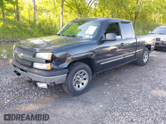 2005 Chevrolet Silverado 1500 LS z VIN 2GCEC19V551250024, wystawiony jako IAAI lot #42357909 z przebiegiem 166 305 mil mil oraz . Historia ofert i sprzedaży dostępna na DreamBid. Obrazek 2.