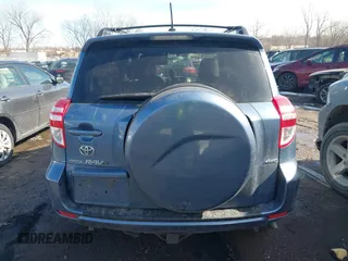 2010 Toyota RAV4 with VIN 2T3BK4DV0AW029334, listed as a IAAI auction lot 41650110 with 233,090 mi miles. Bid and sale history available at carsss.com. Image 16.