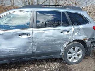 2012 Subaru Outback 2.5i Limited with VIN 4S4BRBKC7C3230747, listed as a IAAI auction lot 41923371 with 128,368 mi miles. Bid and sale history available at carsss.com. Image 14.