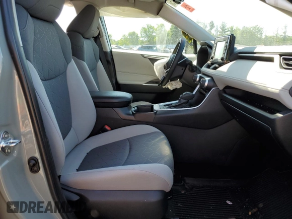 2022 Toyota RAV4 XLE with VIN 2T3P1RFV1NW259179, listed as a Copart auction lot 57253525 with 55,764 mi miles and Salvage title. Bid and sale history available at DreamBid. Image 7.