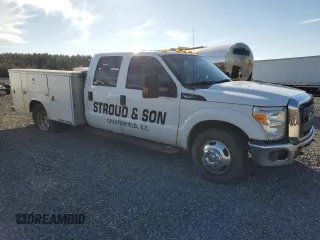 2015 Ford F-350 with VIN 1FD8W3G65FED35954, listed as a Copart auction lot 81807364 with 128,541 mi miles and Salvage title. Bid and sale history available at DreamBid. Image 4.