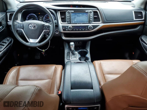 2019 Toyota Highlander Limited с VIN 5TDDZRFH1KS701297, выставлен на аукционе Copart как лот 55472505 с пробегом 75 254 миль миль и Списание • Salvage title. История ставок и продаж доступна на DreamBid. Изображение 8.