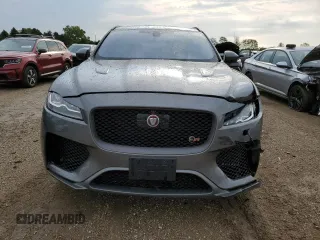 2019 Jaguar F-Pace SVR with VIN SADCZ2EEXKA608452, listed as a Copart auction lot 69069534 with 51,252 mi miles and Salvage title. Bid and sale history available at DreamBid. Image 5.